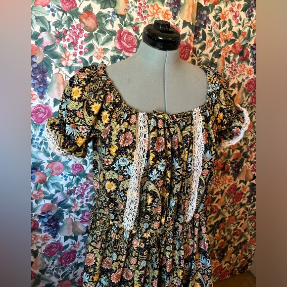 Art nouveau, Dress, size 22 - Picture 4 of 8